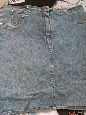 J. Khaki Light Blue Denim Skort